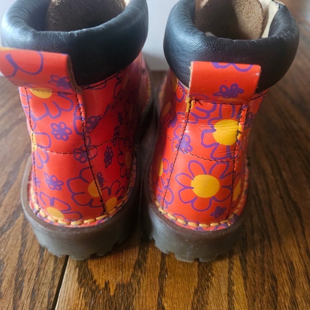 Original Doc Marten Boots - Made in England - Vintage 90's - Flower Power - UK5/ - Picture 2 of 3